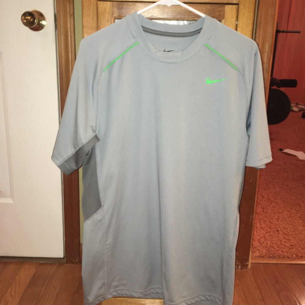 NIKE shirt